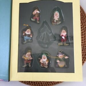 Disney Snow White seven Dwarfs Christmas Ornament Set Xmas Decor